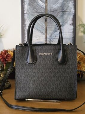 Michael Kors Mercer Medium Logo Coated Canvas & Leather Crossbody/mini Tote EUC